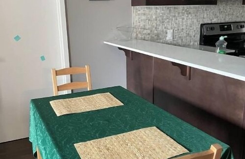 Downtown Condo | Downtown Condo (License No. 23 112884 STR)