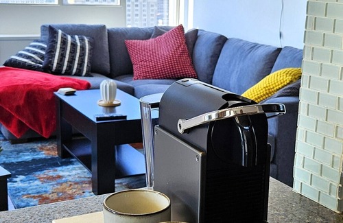 Central Condo | Downtown Condo qnwith 2 Beds, Large Balcony, Amazing Views & Free Parking