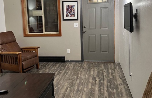 Westside Condo | Downtown Condo - Quiet/Private/Walking Distance