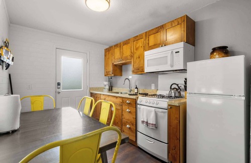 Moab Condo | Downtown Cozy Home Base - Purple Sage 3