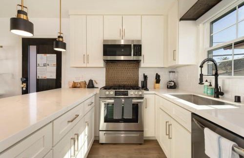 Downtown Culver City Apartment | Downtown Culver City New Designer Lux 1 Bedroom