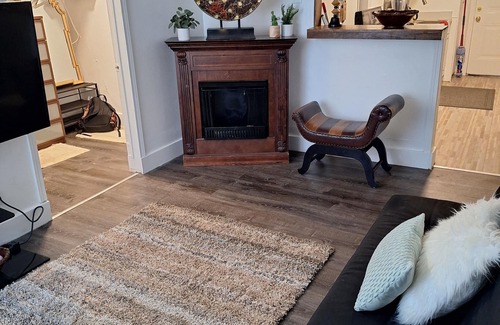 Mechanicsville Apartment | DOWNTOWN @ CUTE & COZY