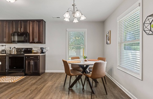 Greenville - Spartanburg House | Downtown Darling - 3 bedroom, cozy cottage in downtown