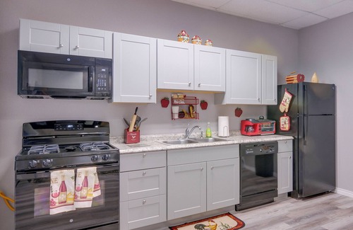Del Norte Apartment | Downtown Del Norte Getaway Near Penitente Canyon!