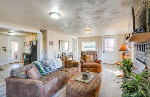 Del Norte House | Downtown Del Norte Home Near Hiking and Fishing!
