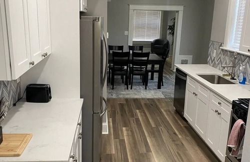 Uptown House | Downtown Denver Retreat, 3 BR Town Home.nn