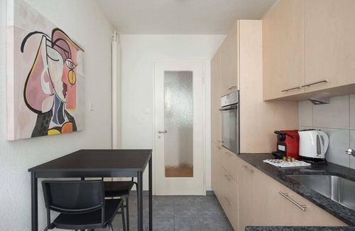 Oerlikon Apartment | Downtown Dream: 3.5BR with Balcony and Style BA31