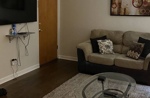Elmhurst Condo | Downtown Elmhurst! Where else would you want to be!!