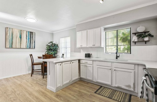 Riverside Heights House | Downtown Escape - For 10