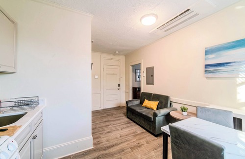 Falmouth Apartment | Downtown Falmouth 1 Bedroom Apartment