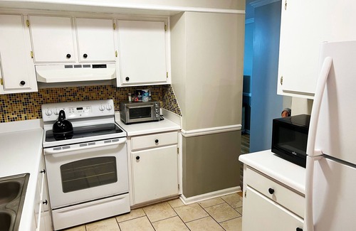 Columbia House | Downtown Family Home - Minutes to WB Stadium, Vista, 5 Points