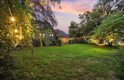 Greeneville House | Downtown Forest