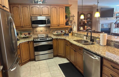 East Natchitoches House | Downtown Front Street 2-bedroom townhome with balcony views