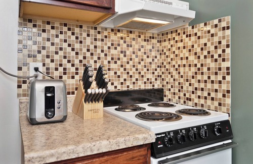 Garden District House | Downtown Garden District Condo - blocks from DT