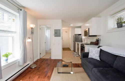 South End Apartment | Downtown Gem off Spring Garden Road