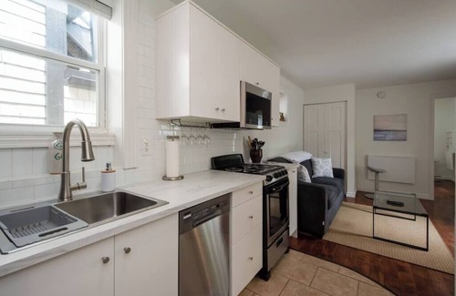 South End Apartment | Downtown Gem off Spring Garden Road