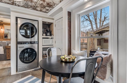 Glenwood Springs House | Downtown Glenwood! Mountain Modern
