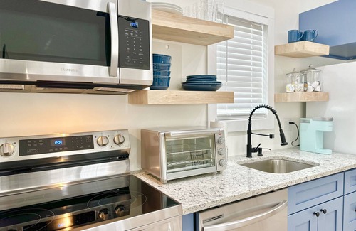 Conestee Cottage | Downtown Greenville White House