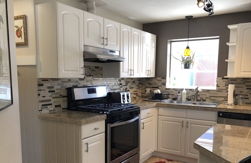 Gunnison House | Downtown Gunnison 3bd/2ba home