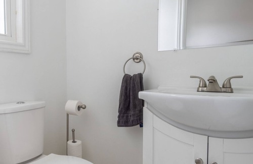 Hamilton House | Downtown Hamilton Home