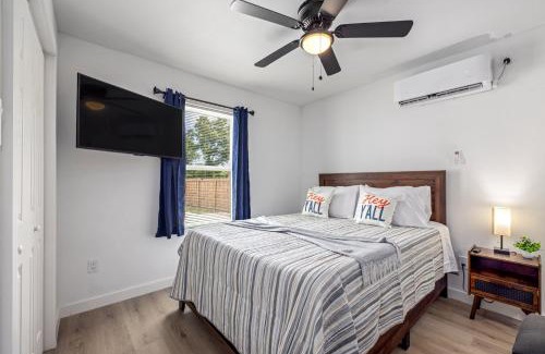 Northside House | Downtown Heights Flat Games Tvs Wifi Pets
