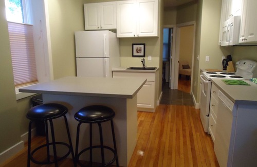 Queens Square Apartment | Downtown Heritage Gem close to beach and convention center