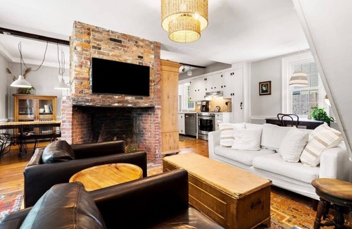 Newburyport Condo | Downtown Historic and Elegant Condo Parking
