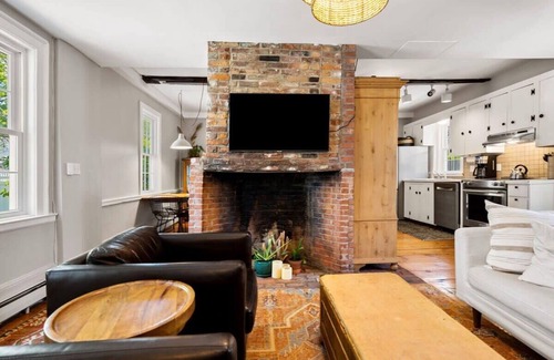 Newburyport Condo | Downtown Historic and Elegant Condo Parking