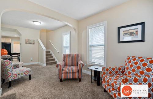 Holland House | Downtown Holland Charmer