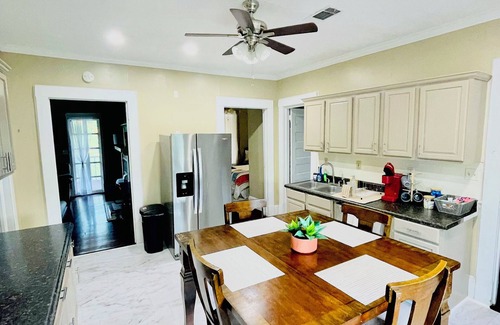 Macon House | Downtown Home Conveniently Located