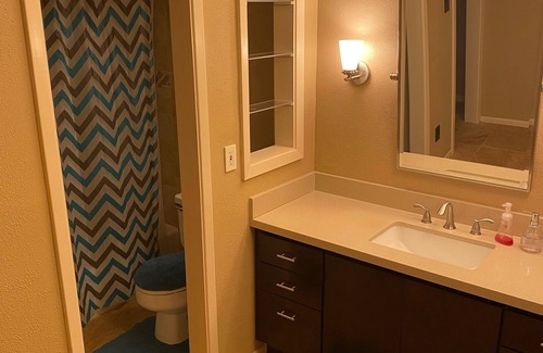 Houston House | Downtown Houston 2bd/2baTownhouse