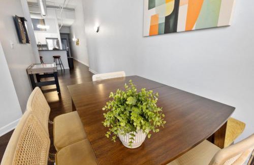 Mile Square Apartment | Downtown Indy 2BR-Stadium, Convention - Arcade Games
