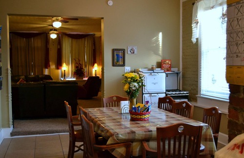 Lockerbie Square House | DOWNTOWN INDY HOME IN HISTORIC LOCKERBIE SQUARE - 7 BLOCKS FROM CITY CENTER!