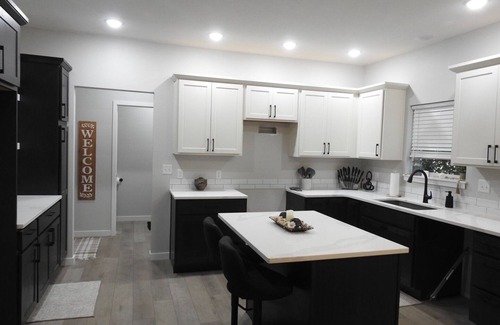 Mann House | Downtown Iowa City - Brand New Luxury Stay