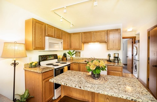 Jackson Hole Condo | Downtown Jackson Condo on Flat Creek - Hidden Gem - walking distance to Square!