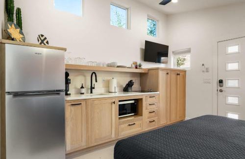 Moab House | Downtown Kokopelli West 8 - Newly Remodeled Stylish Studio