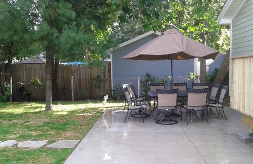 Lake Geneva House | Downtown Lake Geneva Sleeps 14