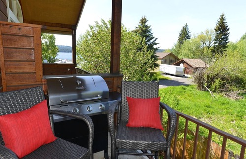McCall House | Downtown Lakeview Villa Townhome: Walk to Lake and Downtown, Lakeview Balcony