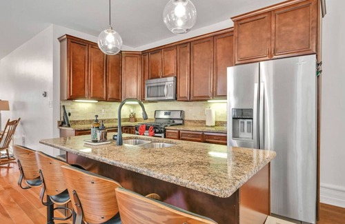 Lancaster House | Downtown Lancaster Retreat - Amish County