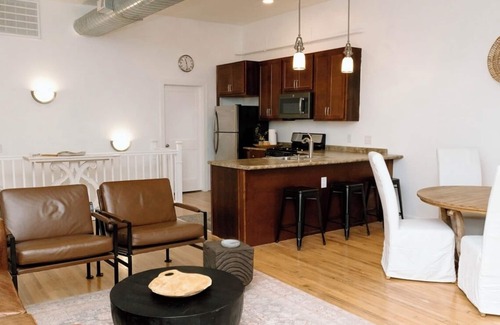 Le Roy Apartment | Downtown LeRoy ONE TWENTY Loft