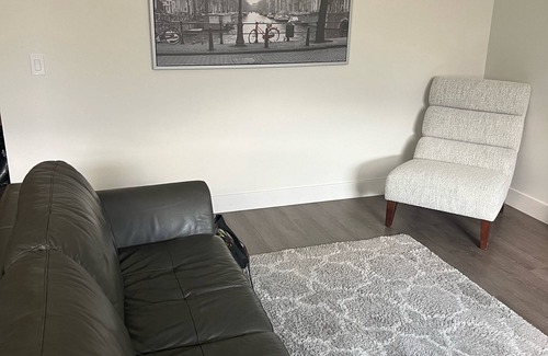 Okanagan-Similkameen Condo | Downtown Location.Blocks from the Beach!