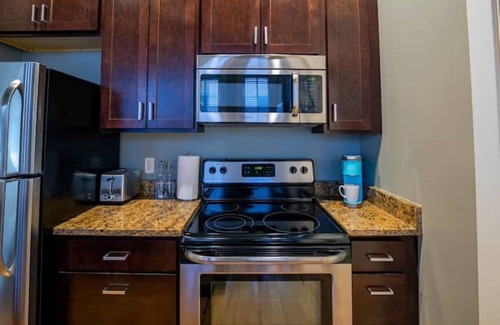 Grand Rapids Apartment | Downtown Loft Stay with King bed Entire Condo