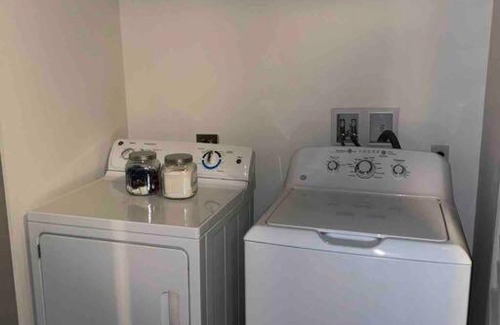 Quality Hill Apartment | Downtown Loft with Skyline View