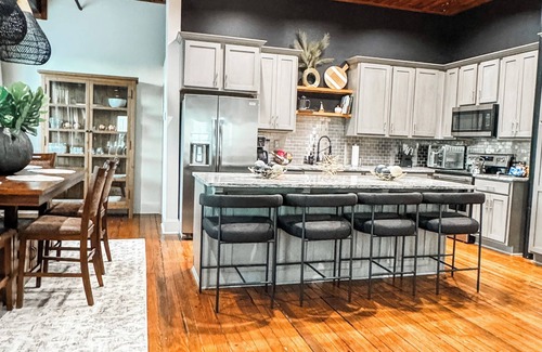 Tuscaloosa Apartment | Downtown Lofts 5 Bedroom Penthouse