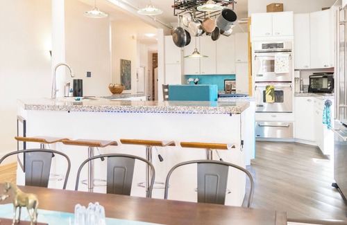 Loveland Condo | Downtown Loveland Loft w/Rooftop Patio