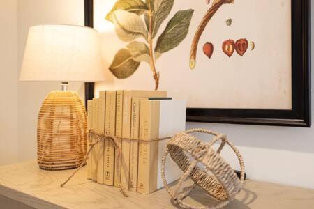 West Dundee Apartment | Downtown Luxury Farmhouse Apartment #4