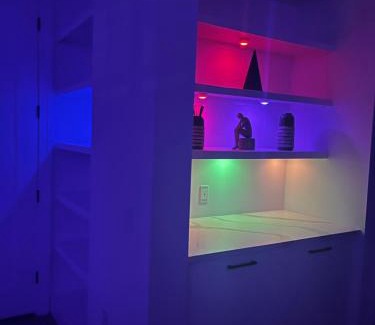 Midtown Apartment | Downtown Luxury Highrise DT HTX