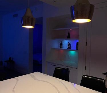 Midtown Apartment | Downtown Luxury Highrise DT HTX