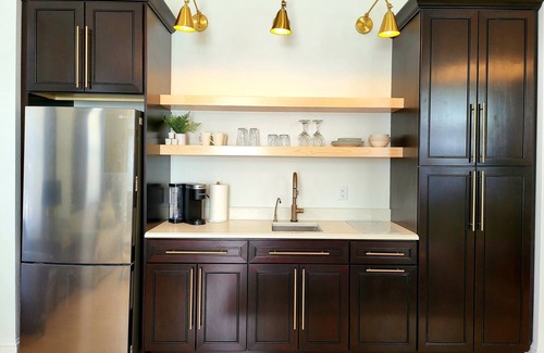 Deadwood Apartment | Downtown Main Street Luxury Studio
