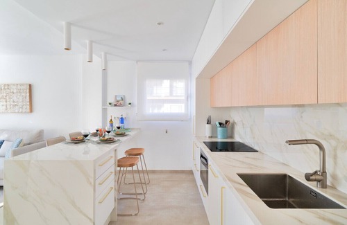 Marbella City Centre Apartment | Downtown Marbella, steps from beach. Gorgeous sunny terrace, walk to everything!